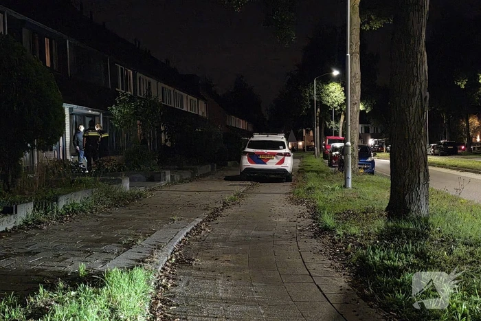 Vuurwerk ontploft bij voordeur woning