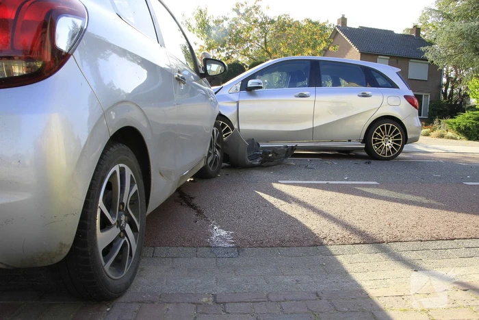Gewonde bij frontale aanrijding