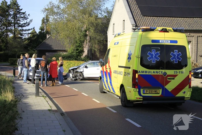 Gewonde bij frontale aanrijding