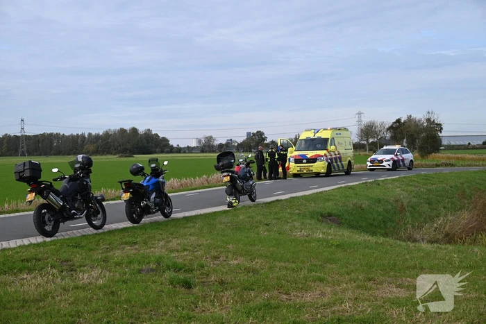 Motorrijder in sloot bij ongeval