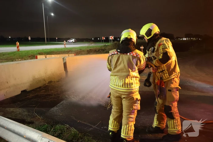 Baldadige jongeren stichten brand