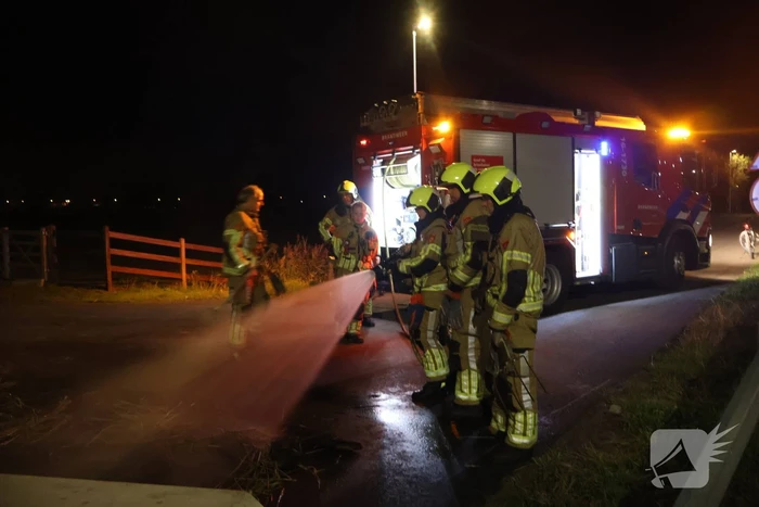 Baldadige jongeren stichten brand