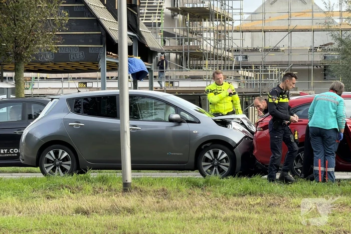 Kettingbotsing met drie auto's