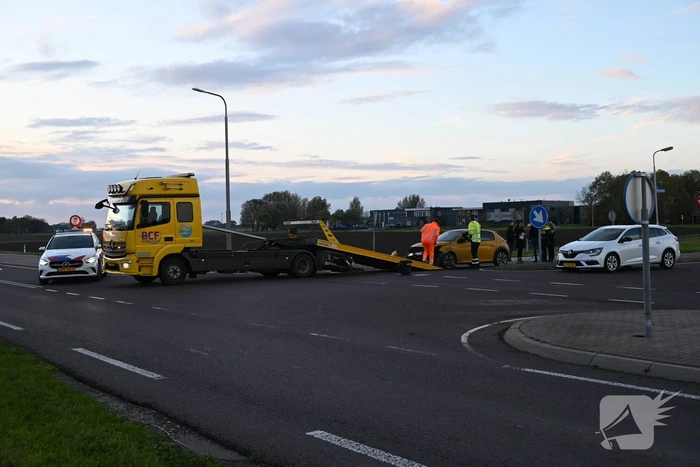 Schade maar geen gewonden bij aanrijding