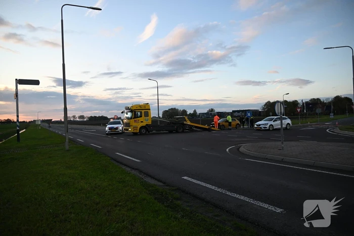 Schade maar geen gewonden bij aanrijding