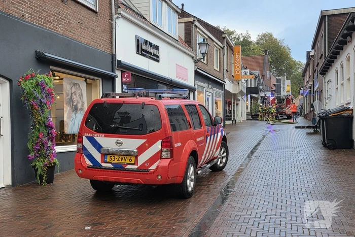 Brand bij visboer zorgt voor opschaling