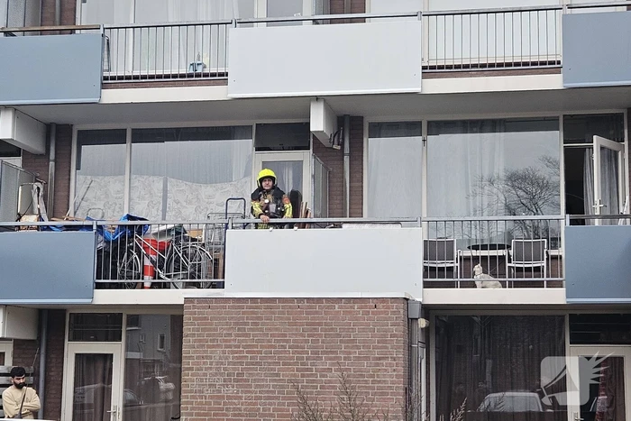 Mogelijke brand in flatgebouw