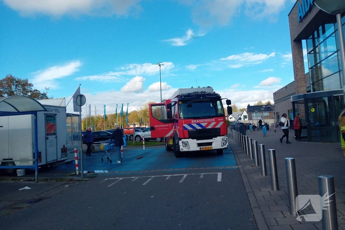 Brand in winkel door elektrisch apparaat