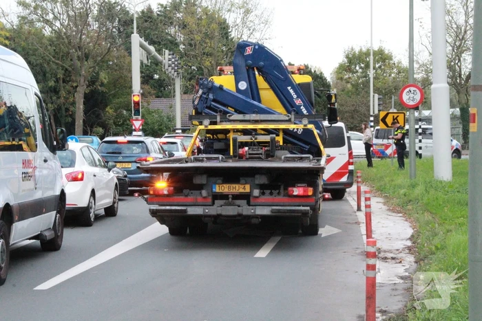 Kop-staartbotsing leidt tot schade, geen gewonden