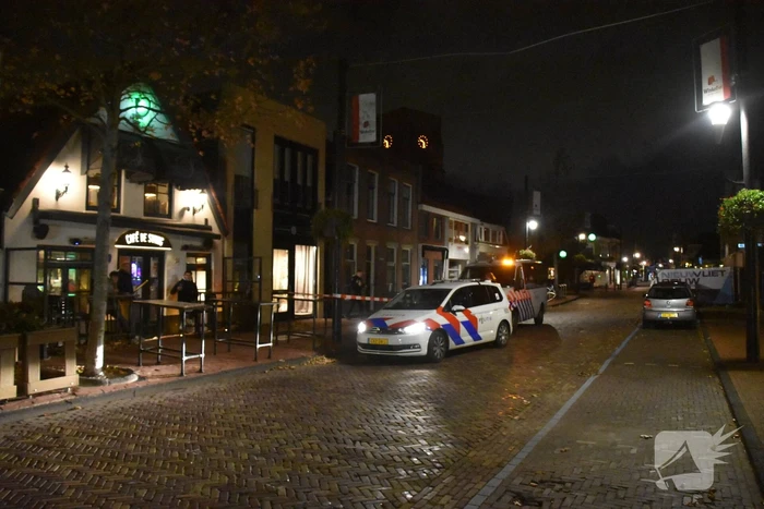 Straat afgezet na steekincident