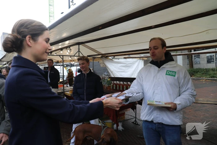 Lidewij de Vos brengt bezoek aan de stad