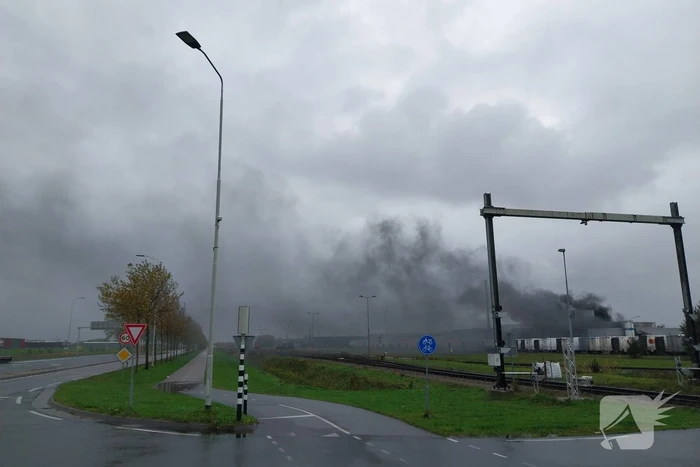 Grootschalige inzet bij industriebrand