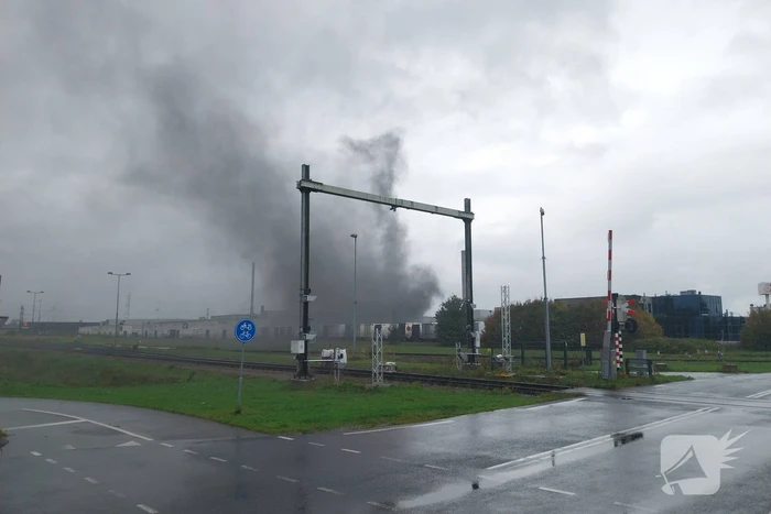 Grootschalige inzet bij industriebrand
