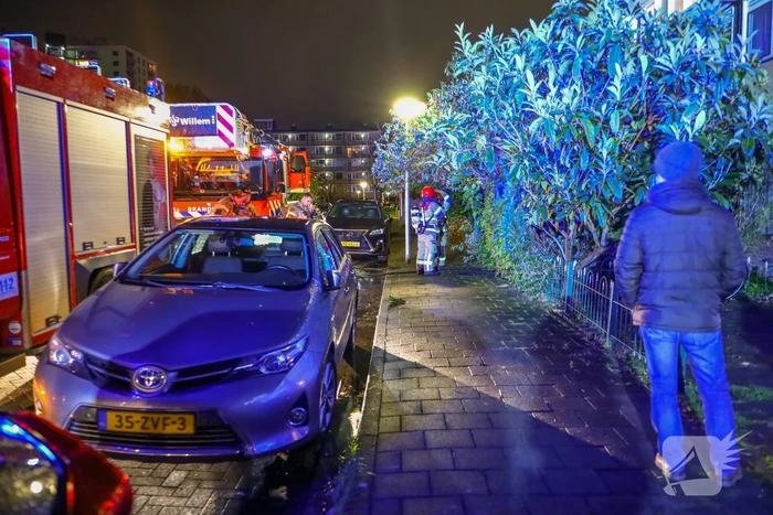 Zolderbrand leidt tot opschaling brandweer