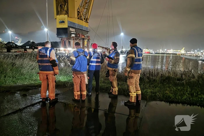 Twee vermisten na aanvaring in haven