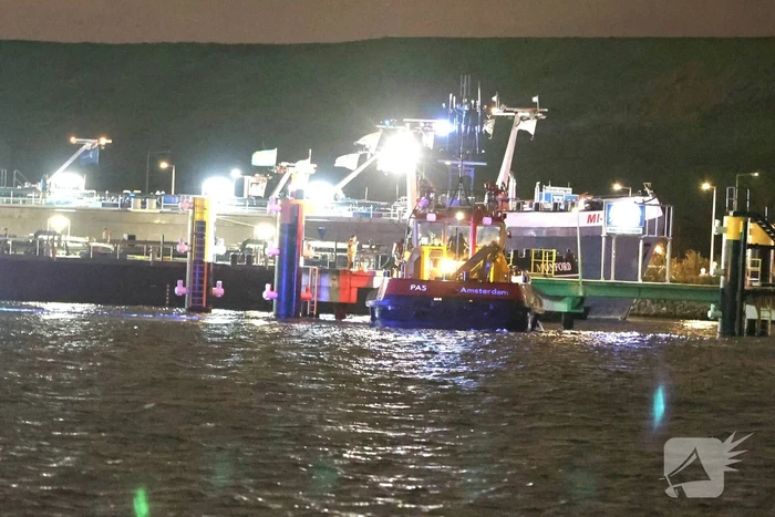 Twee vermisten na aanvaring in haven
