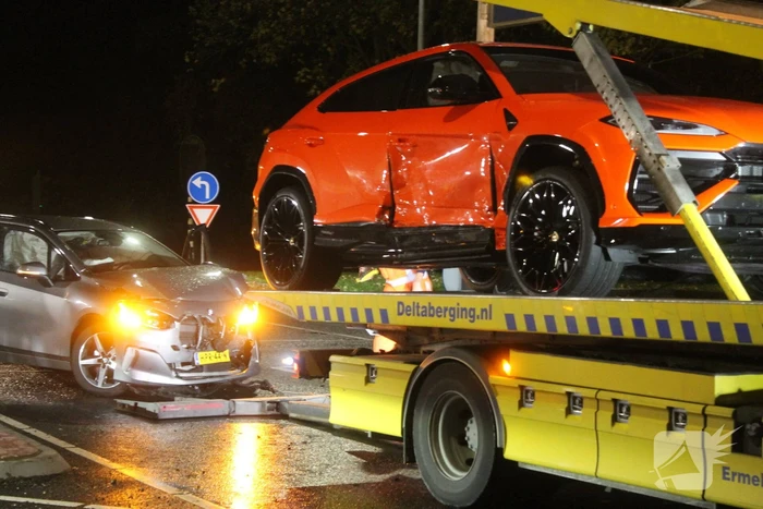 Lamborghini van drie ton in de kreukels bij crash