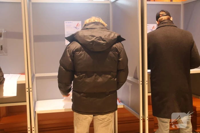 Veel mensen stemmen in de Leidse regio