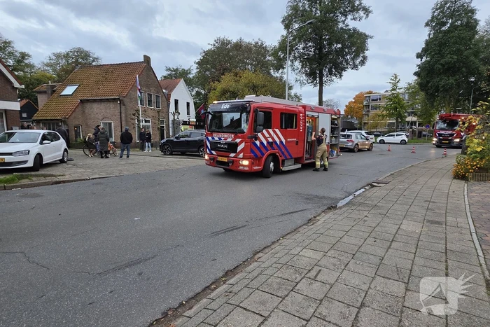 Brand in bijgebouw leidt tot grote rookontwikkeling