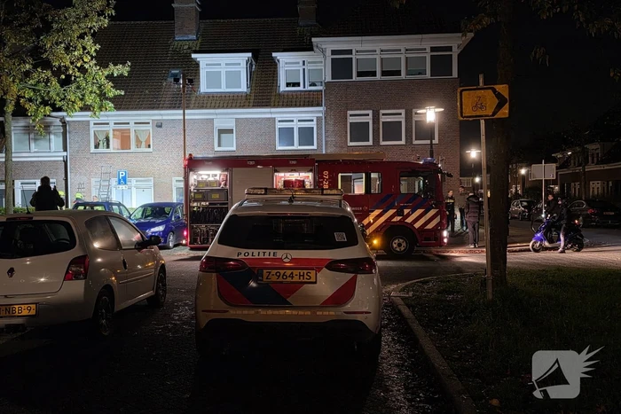 Woningbrand door vergeten pannetje, bewoner nagekeken door het ambulancepersoneel