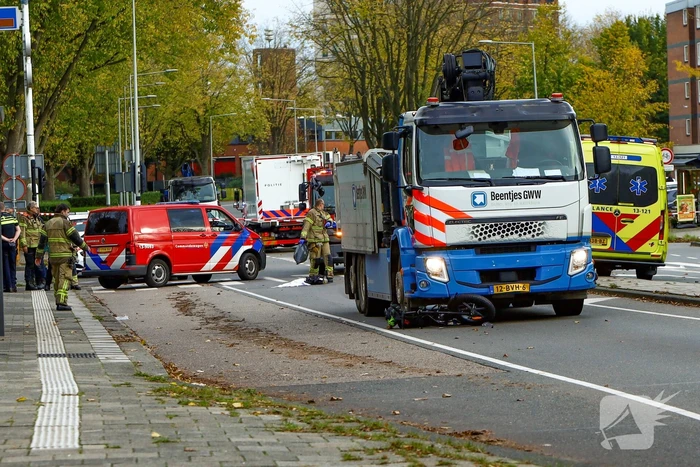 Kind overleden bij aanrijding tussen fatbike en vrachtauto