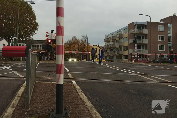 Defecte spoor overgangen zorgen voor verkeers chaos