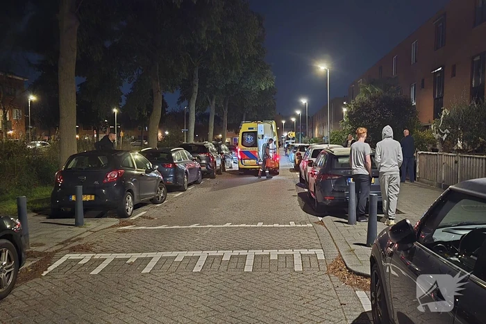 Gewonde na steekpartij, verdachte op de vlucht