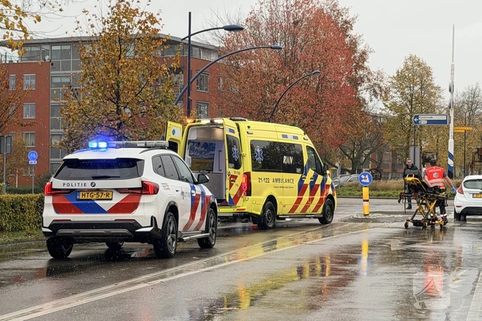 Fietser gewond na aanrijding met auto