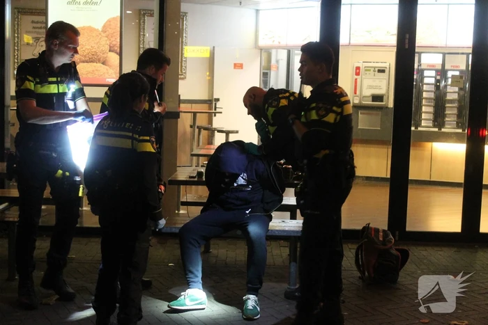 Verdachte vlucht na steekpartij