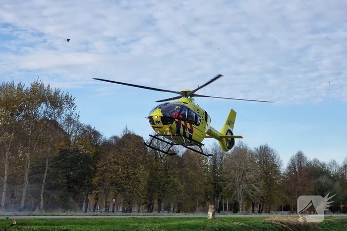 Fietser te water in ernstige situatie