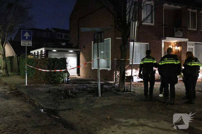 Auto volledig uitgebrand