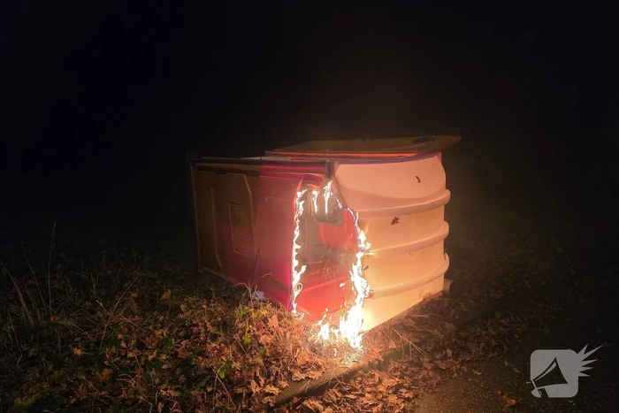 Mobiel toilet in brand na reeks brandstichtingen