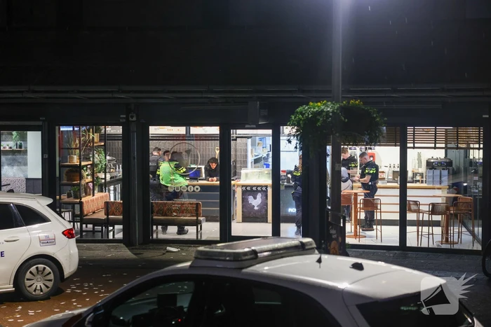 Overval op snackbar door twee gemaskerde daders