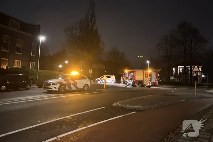 Melding autobrand blijkt heg in brand