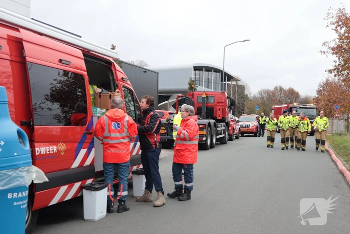 Grote brand in coatingsbedrijf veroorzaakt rookontwikkeling