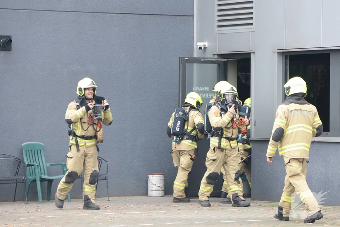 Grote brand in coatingsbedrijf veroorzaakt rookontwikkeling