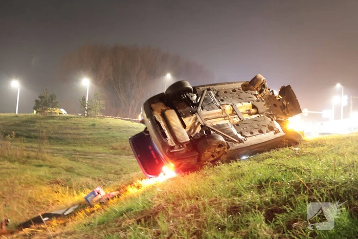 Bestuurder overlijdt na ongeval