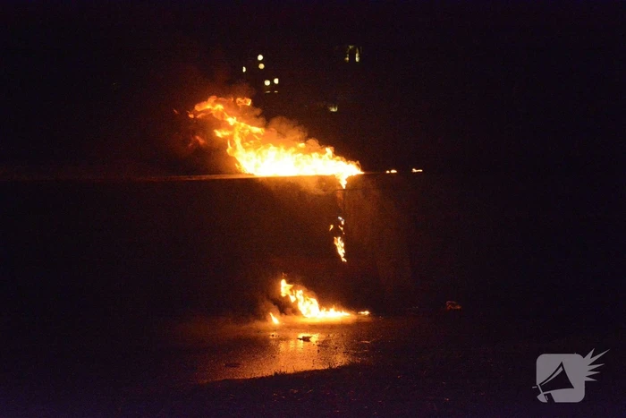 Felle brand na explosie met jerrycan