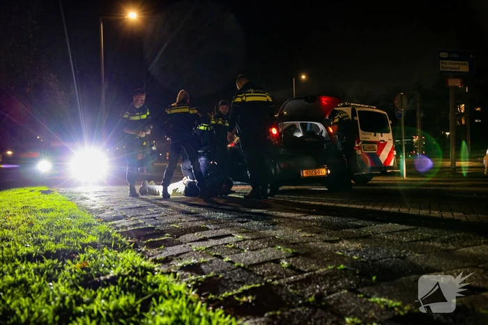 Politie grijpt in bij gewapende vechtpartij