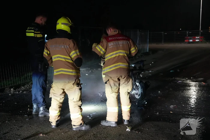 Scooter verwoest door brand