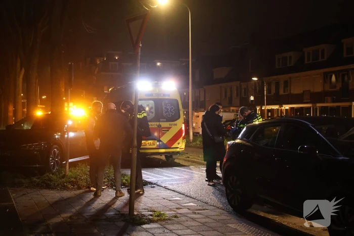Kop-staart botsing bij zebrapad