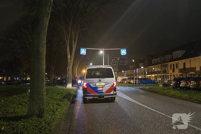 Kop-staart botsing bij zebrapad