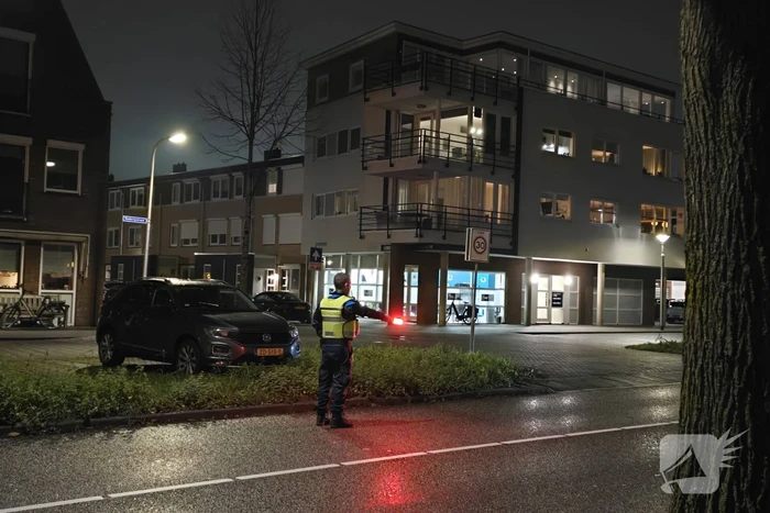 Kop-staart botsing bij zebrapad