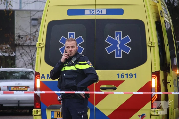 Steekincident tussen rijinstructeurs op parkeerplaats