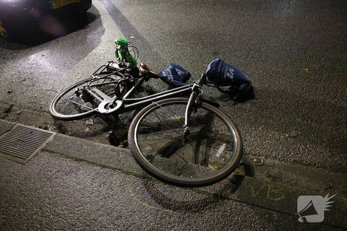 Fietser aangereden door auto