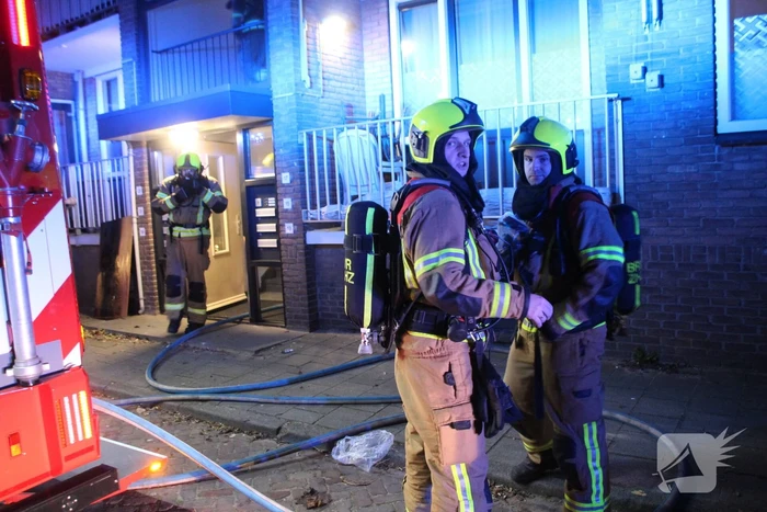 Brand in appartementencomplex snel onder controle