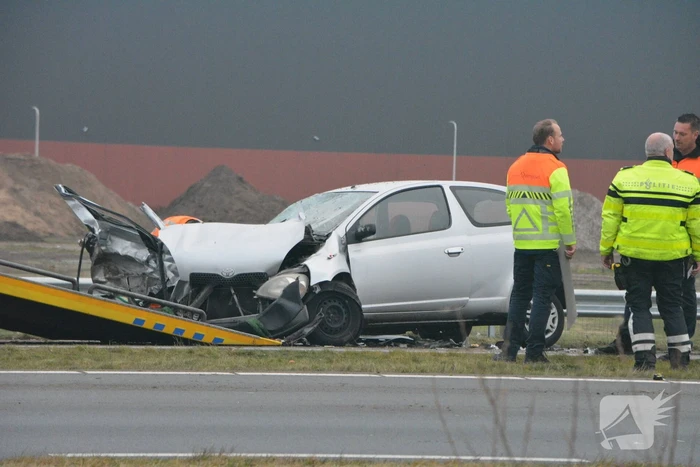 Ernstig verkeersongeval met meerdere voertuigen