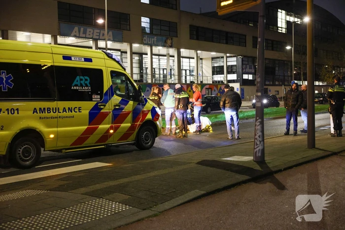 Oudere man aangereden op voetgangerspad