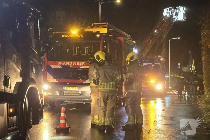 Brand in schoorsteen van woning
