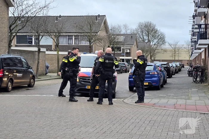 Wapendreiging leidt tot aanhouding van twee jongens